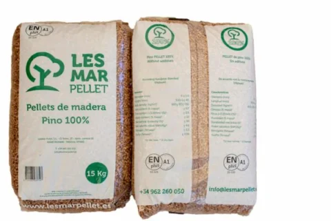 Palet de Pellet Lesmar 77 Sacos Certificado ENPLUS Pino 100% 15Kg